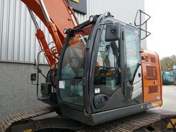 Hitachi ZX225USLC-6