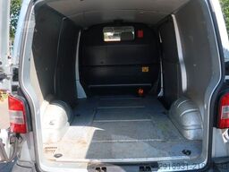 VOLKSWAGEN T5 Transporter Kasten 4Motion / 1 Hand / Nr. 219