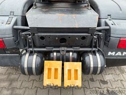 MAN TGS 26.440 Zugmaschine + Atlas Kran 5 Ausschube