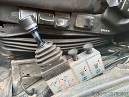 VOLVO FMX 500 6x4 Kipper mit Kran Atlas 172.3E - A4