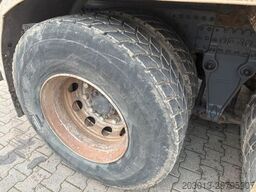 VOLVO FMX 500 6x4 Kipper mit Kran Atlas 172.3E - A4