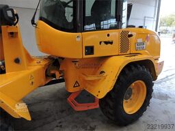 Volvo L30G + Fork