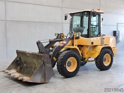 Volvo L30G
