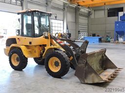 Volvo L30G