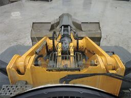 Liebherr L 566 Xpower