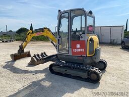 Wacker Neuson EZ28 with 3 buckets
