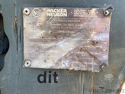 Wacker Neuson EZ28 with 3 buckets