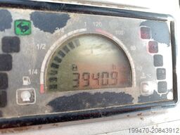 Wacker Neuson EZ28 with 3 buckets