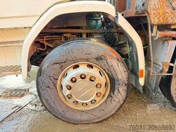 SCANIA 113H 320 8X2 Platform Manual Gearbox