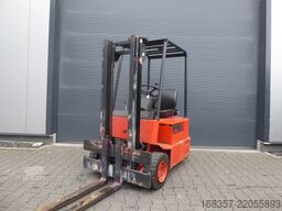 Carrello elevatore frontale Linde E12