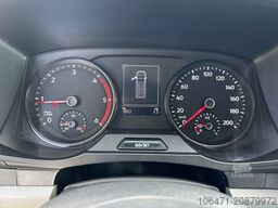 VW Crafter Kasten mittellang Hochdach FWD 35 2.0TDi 103kW AHZV PDC Sortimo Einbau