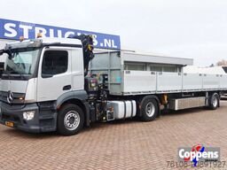 Mercedes-Benz Actros 2133 L Trekker + Hiab Kraan met City Tra...