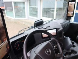 Mercedes-Benz Actros 2133 L Trekker + Hiab Kraan met City Tra...