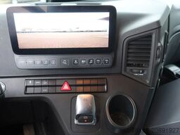 Mercedes-Benz Actros 2133 L Trekker + Hiab Kraan met City Tra...