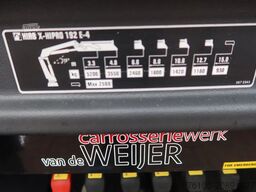 Mercedes-Benz Actros 2133 L Trekker + Hiab Kraan met City Tra...