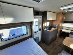 LMC Tandero 500 K Verfüg./2er Fahr./Duschpaket