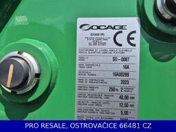 TOYOTA LAND CRUISER 79 + HUBARBEITSBÜHNE SOCAGE