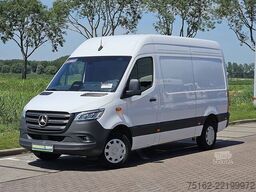 MERCEDES-BENZ SPRINTER 317 L2H2 LED Mbux10 AC!