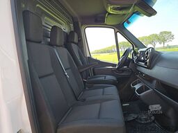 MERCEDES-BENZ SPRINTER 317 L2H2 LED Mbux10 AC!