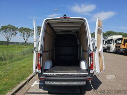 MERCEDES-BENZ SPRINTER 317 L2H2 LED Mbux10 AC!