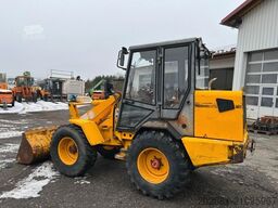 JCB 406