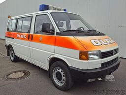 VOLKSWAGEN T4 Caravelle 2.4l Bus 9-Sitzer AHK ex-DLRG