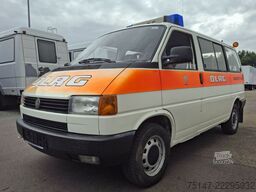 VOLKSWAGEN T4 Caravelle 2.4l Bus 9-Sitzer AHK ex-DLRG