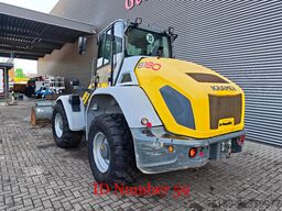 Kramer 8180 4x4x4 Bucket + Forks!