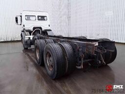 Mercedes Axor 2633 6x4 lames manual