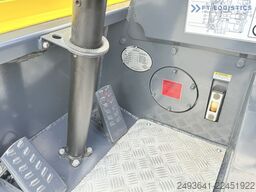 Combilift C3000CB GAS TRIPLEX 4900 POSITIONER TOP1