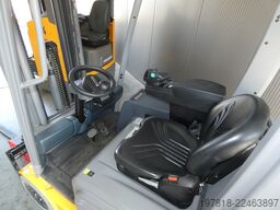 Jungheinrich EFG 215 - 480 DZ