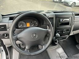 Mercedes-Benz Sprinter 519 CDI DoKa Koffer 3,5 to AHK Last
