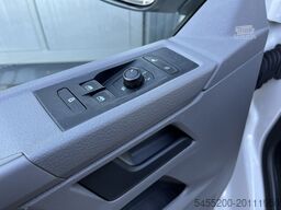 Volkswagen Transporter 2.0 TDI L2H1 30 DC Airco Cruise con...