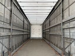 SCHMITZ CARGOBULL SCS 24 Varios Mega_ Hubdach_ Liftachse