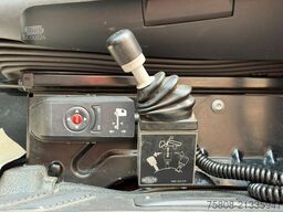 MERCEDES-BENZ Arocs 1845 4x4HAD Retarder Kipphydraulik LOF