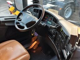 SCANIA R380 6x2 LL 7 Pferde + Bad/ TV/ WC/ Küche