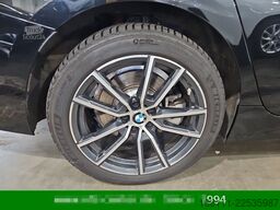 BMW 330e Touring AHK Abstand Tempomat Keyless