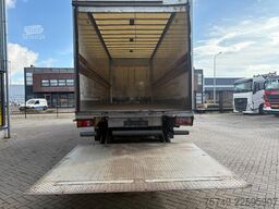 Scania P 380 + 3pedals + 6X2 + LIFT AS + LOADLIFT 2500 KG