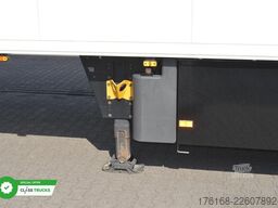 SCHMITZ CARGOBULL SKO FP 60 ThermoKing SLXi 300