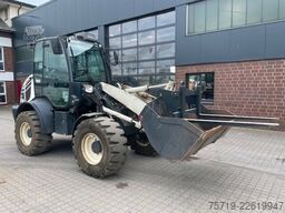 Kombivan Komatsu Komatsu WA 80M-8E0
