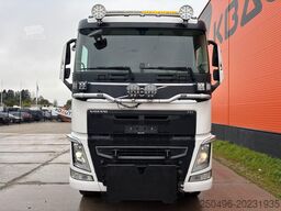 Volvo FH 540 6x4 RETARDER / TANDEM AXLE LIFT / SNOWPL...