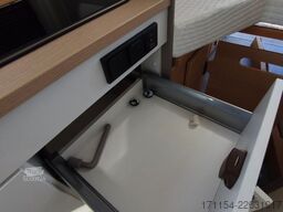 LMC Innovan pure 640, Automatik,Längsbetten,Model 27