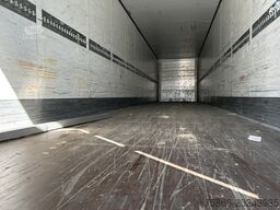 Schmitz Cargobull SCB S3B / Box Trailer / BPW Drum / NL Trailer