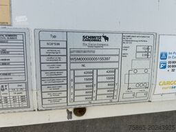 Schmitz Cargobull SCB S3B / Box Trailer / BPW Drum / NL Trailer