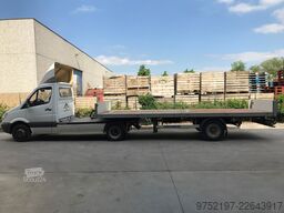 Mercedes-Benz Sprinter 519