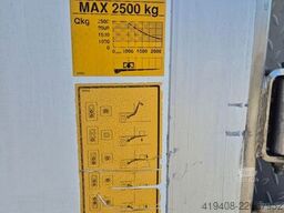 Volvo FM 340 / CARRIER I350 / LIFT ZEPRO