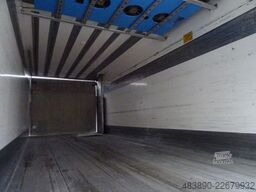MERCEDES-BENZ Antos 2540/Durchladbar/2xLBW/Frigoblock