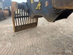 Fuchs MHL 320 wheel machine. WATCH VIDEO