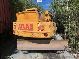 Atlas 1304 Wheeled Excavator – 2 Buckets