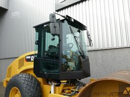 Caterpillar CS66B